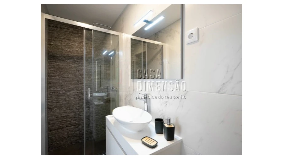 Apartamento T3 para Venda em Benfica Foto 32
