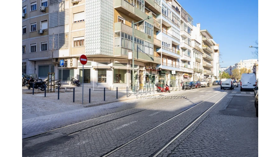 Apartamento T1 para Venda em Arroios Foto 33