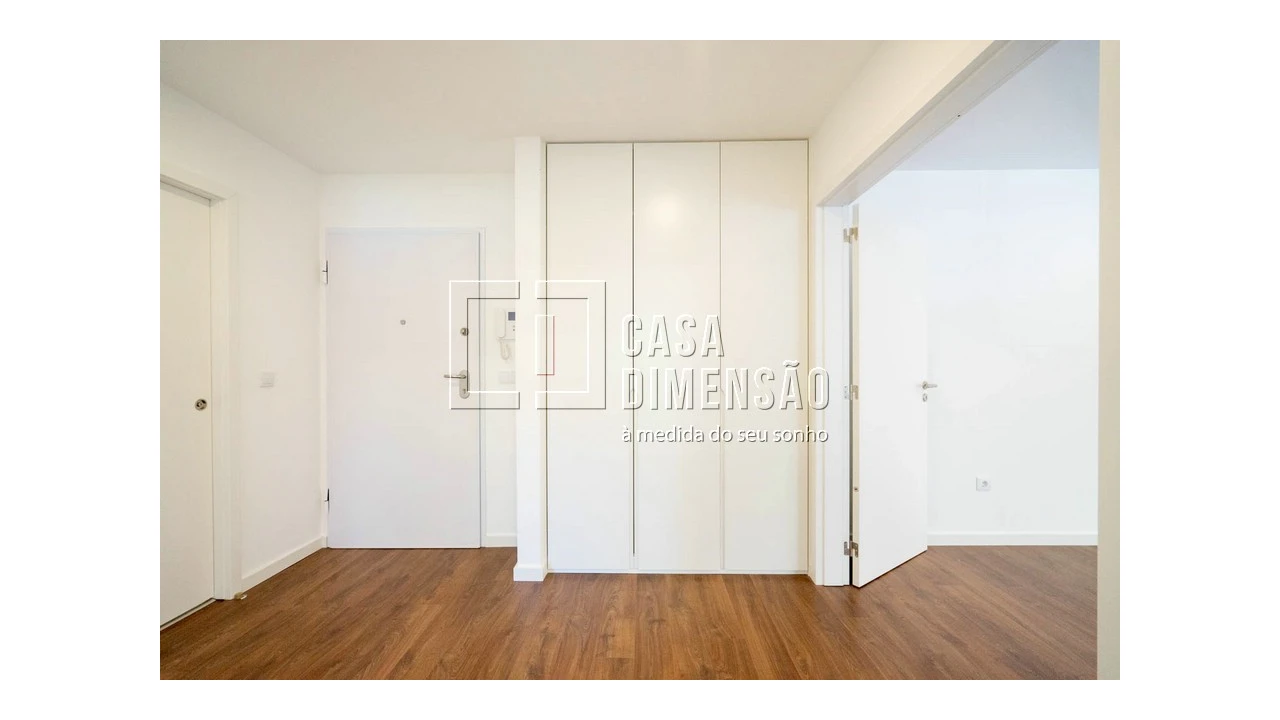 Apartamento T1 para Venda em Carnaxide e Queijas Foto 4