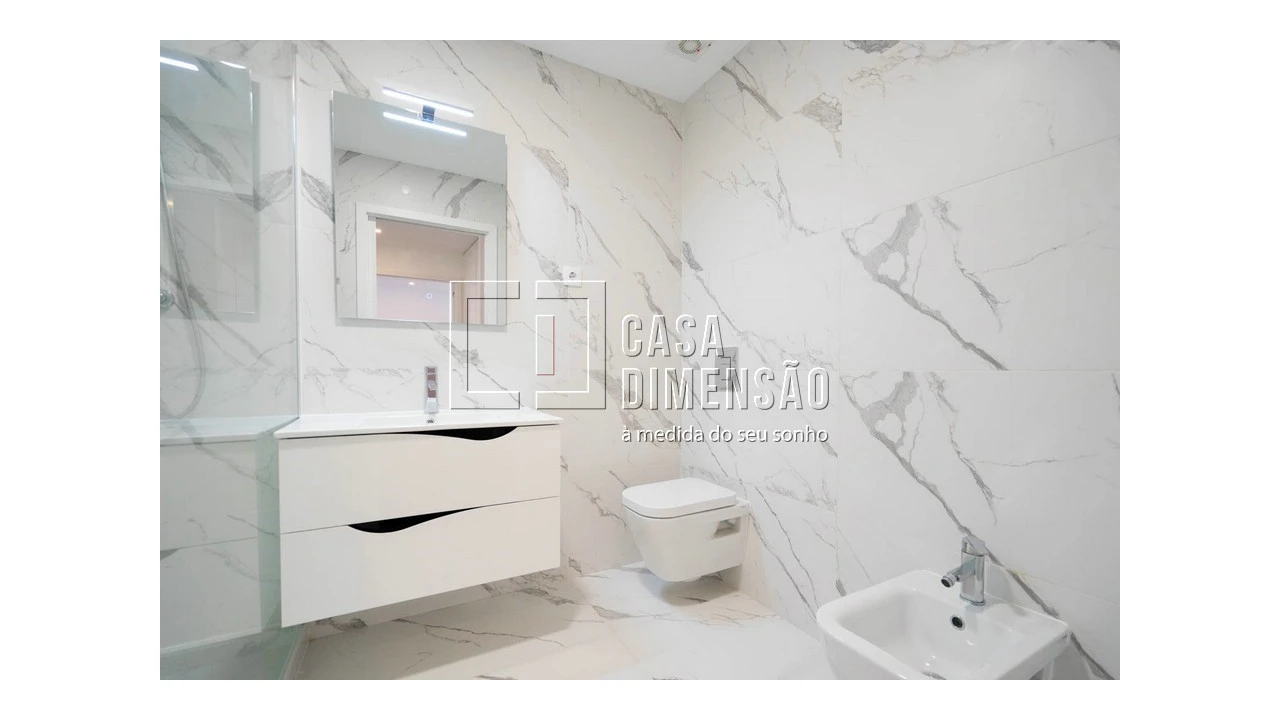 Apartamento T1 para Venda em Carnaxide e Queijas Foto 28