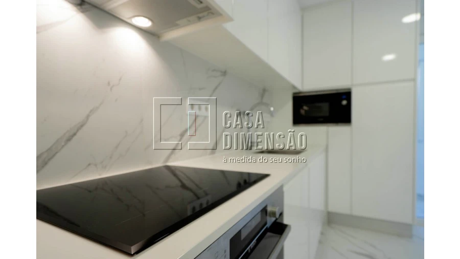 Apartamento T1 para Venda em Carnaxide e Queijas Foto 19