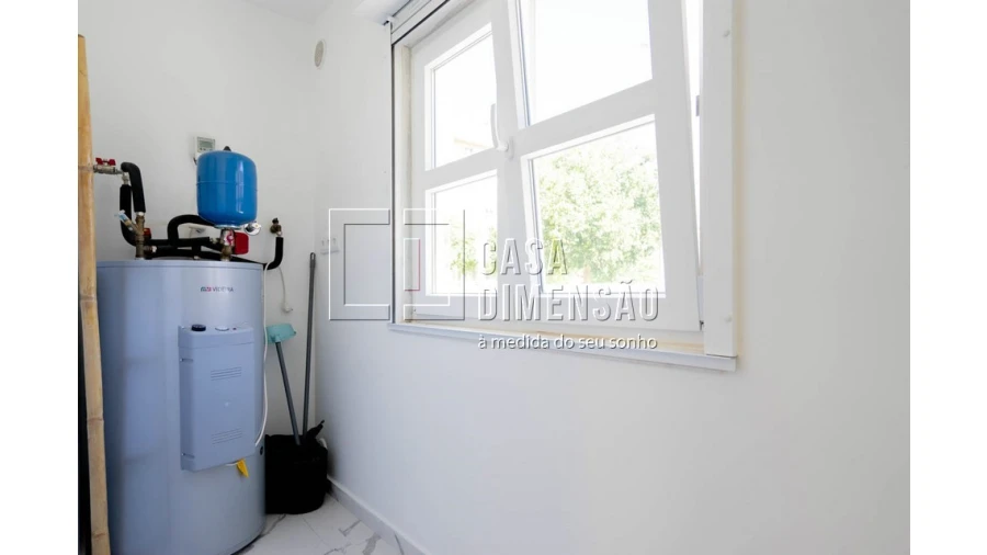 Apartamento T1 para Venda em Carnaxide e Queijas Foto 21