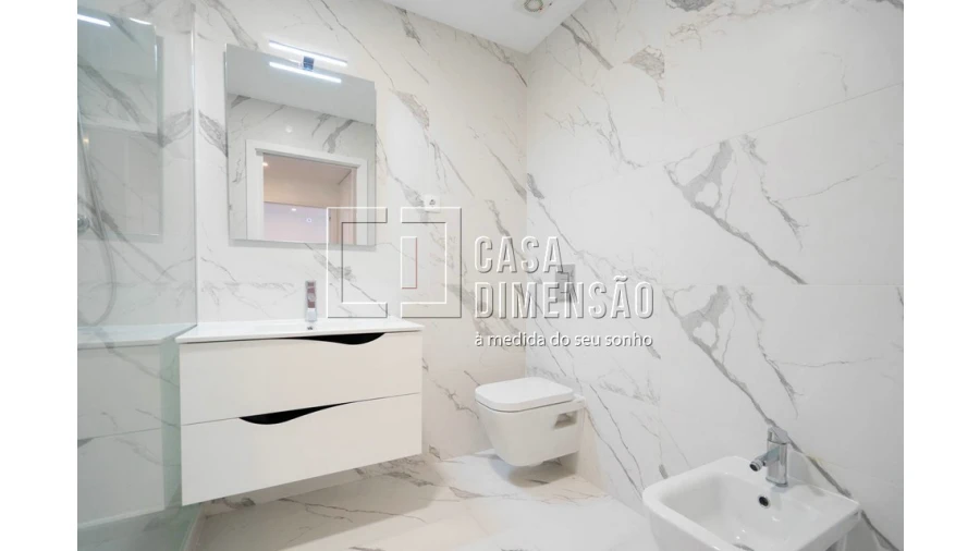 Apartamento T1 para Venda em Carnaxide e Queijas Foto 28