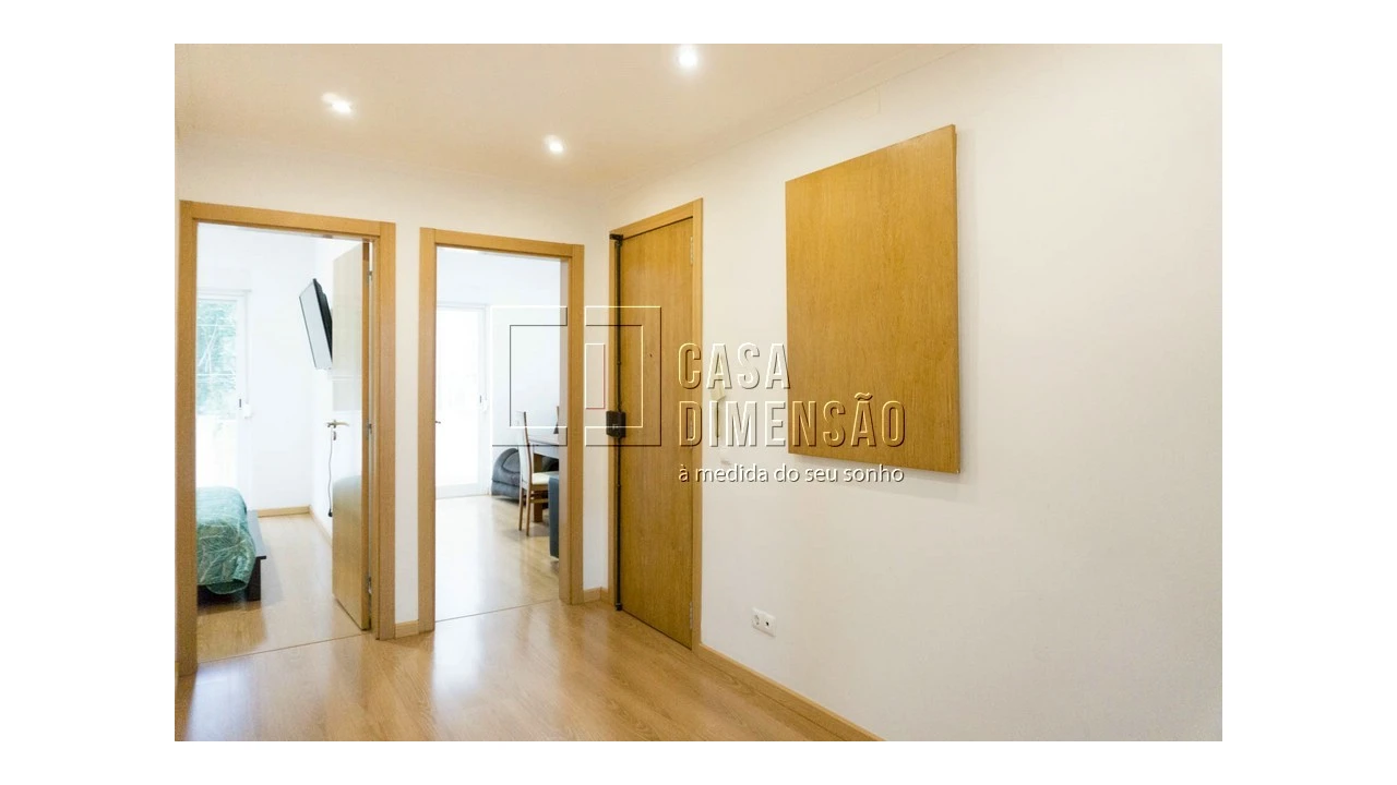 Apartamento T2 para Venda em Algés, Linda-A-Velha e Cruz Quebrada-Dafundo Foto 4