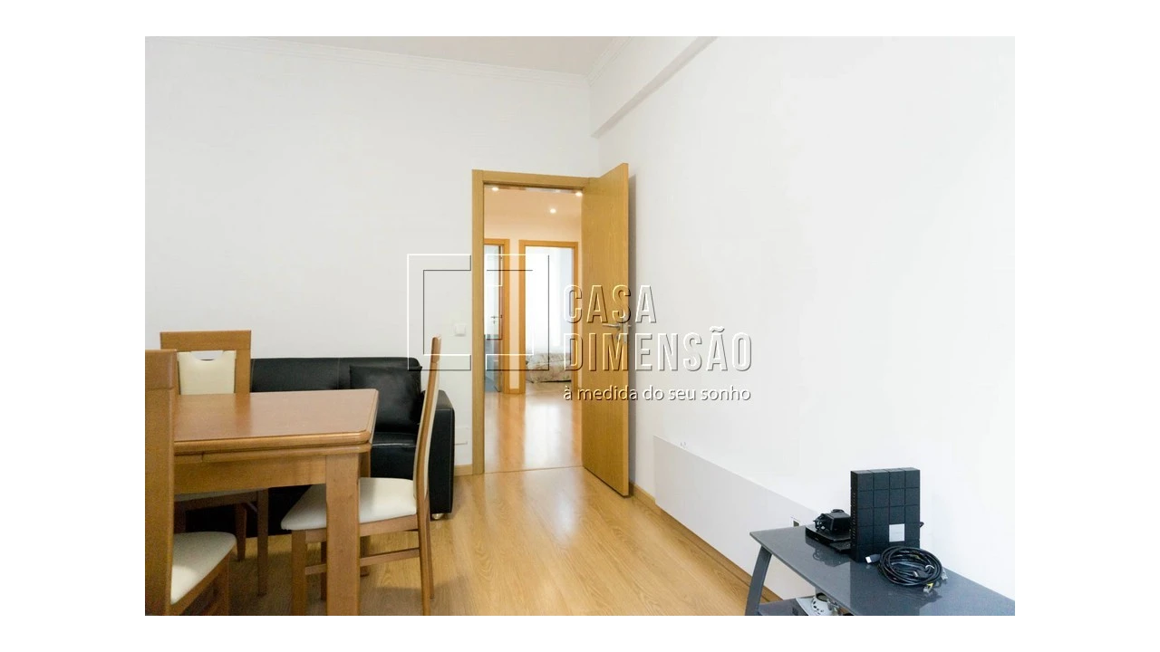 Apartamento T2 para Venda em Algés, Linda-A-Velha e Cruz Quebrada-Dafundo Foto 6