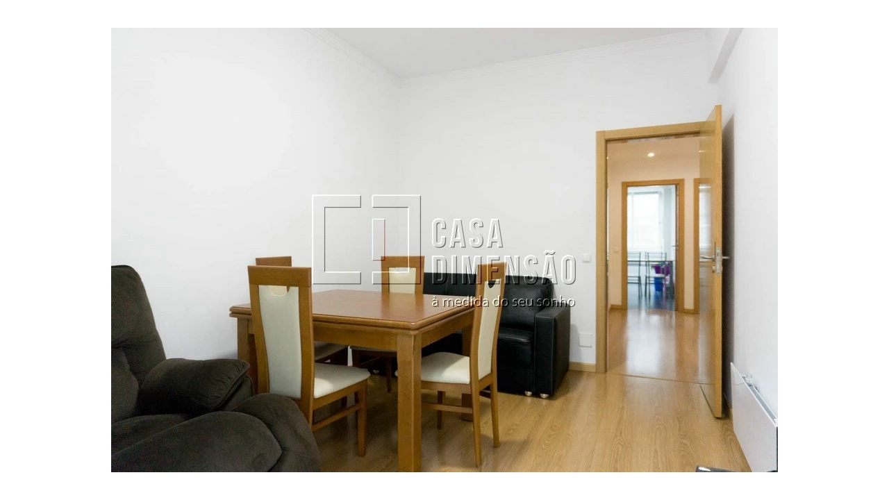 Apartamento T2 para Venda em Algés, Linda-A-Velha e Cruz Quebrada-Dafundo Foto 7