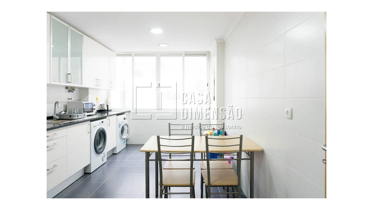 Apartamento T2 para Venda em Algés, Linda-A-Velha e Cruz Quebrada-Dafundo Foto 9