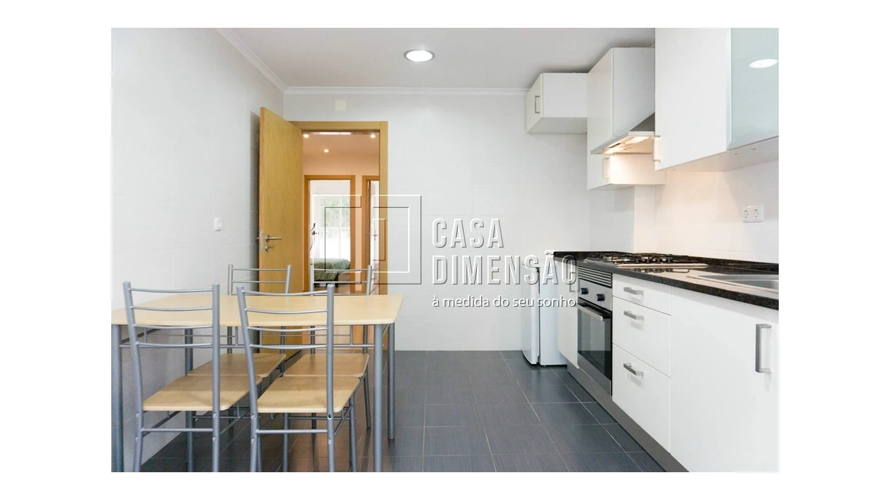 Apartamento T2 para Venda em Algés, Linda-A-Velha e Cruz Quebrada-Dafundo Foto 11