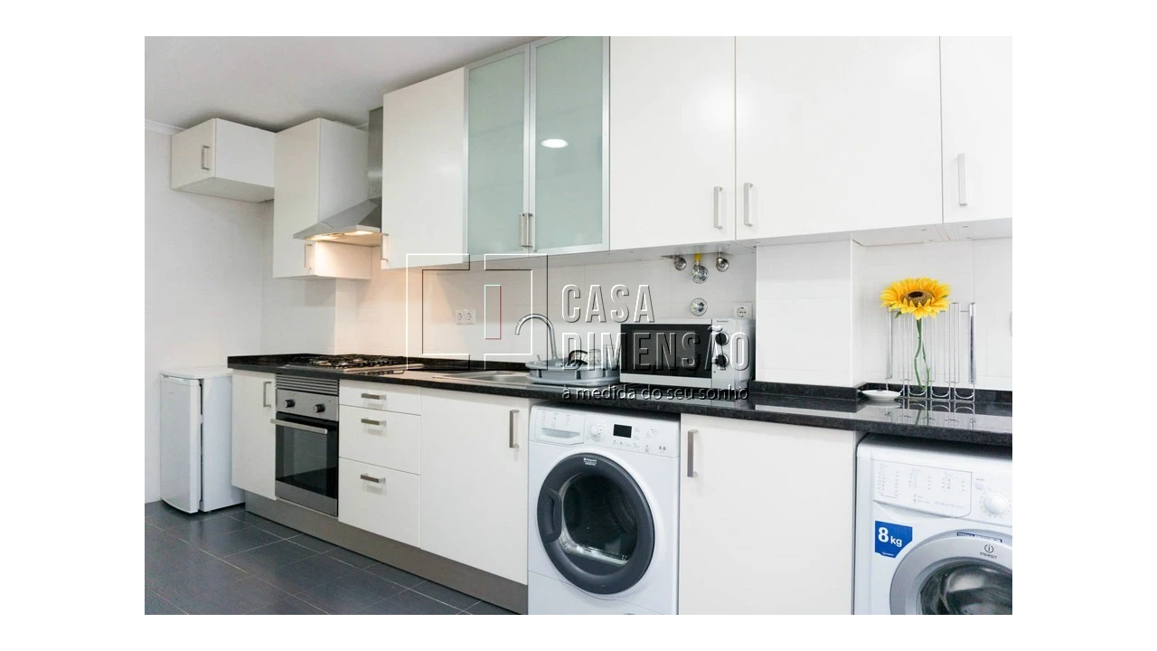 Apartamento T2 para Venda em Algés, Linda-A-Velha e Cruz Quebrada-Dafundo Foto 12