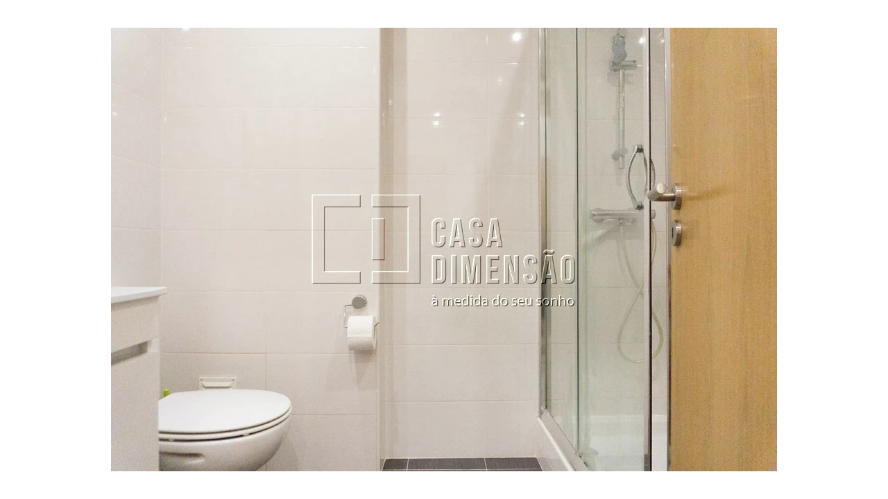 Apartamento T2 para Venda em Algés, Linda-A-Velha e Cruz Quebrada-Dafundo Foto 13