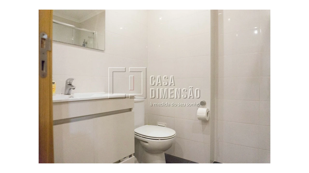 Apartamento T2 para Venda em Algés, Linda-A-Velha e Cruz Quebrada-Dafundo Foto 14