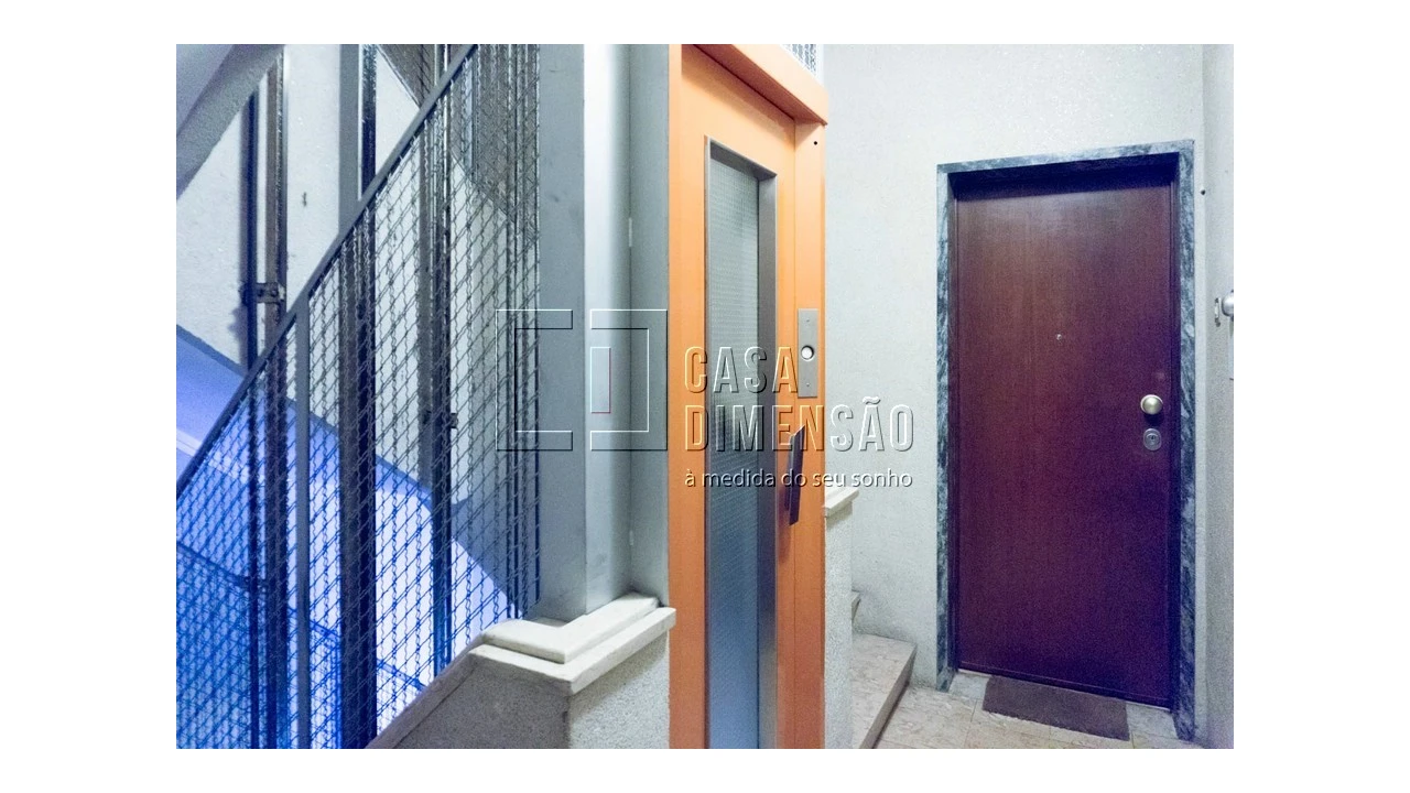 Apartamento T2 para Venda em Algés, Linda-A-Velha e Cruz Quebrada-Dafundo Foto 21