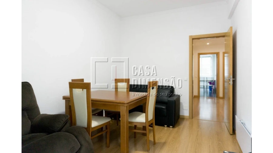 Apartamento T2 para Venda em Algés, Linda-A-Velha e Cruz Quebrada-Dafundo Foto 7