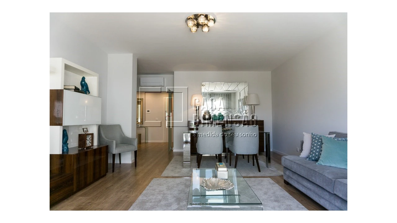 Apartamento T3 para Venda em Carnaxide e Queijas Foto 22