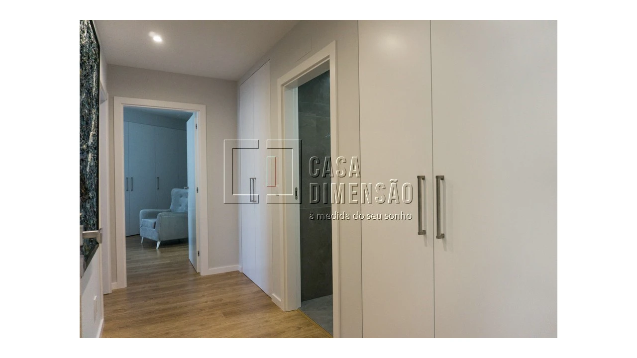 Apartamento T3 para Venda em Carnaxide e Queijas Foto 37