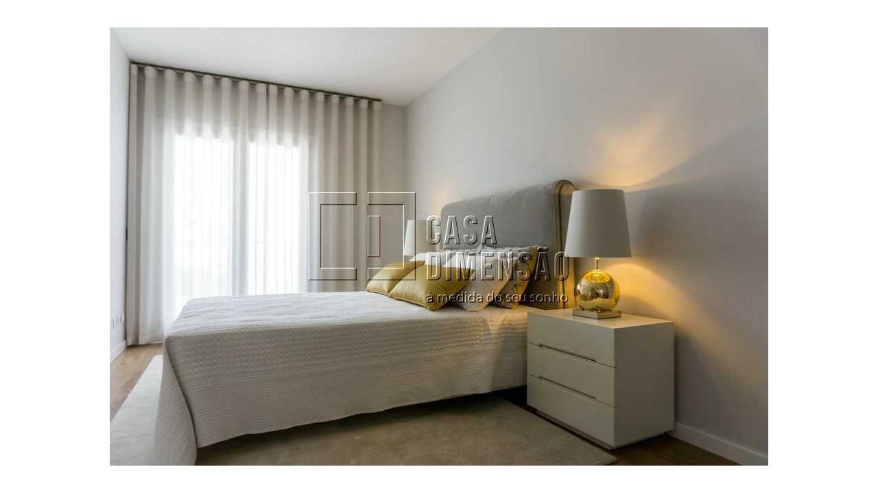 Apartamento T3 para Venda em Carnaxide e Queijas Foto 55