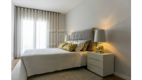 Apartamento T3 para Venda em Carnaxide e Queijas