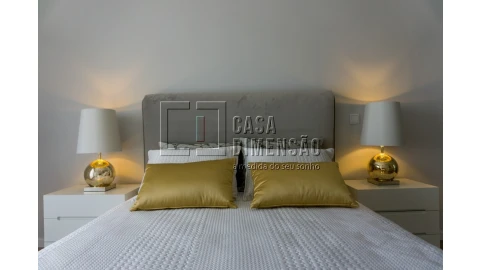 Apartamento T3 para Venda em Carnaxide e Queijas