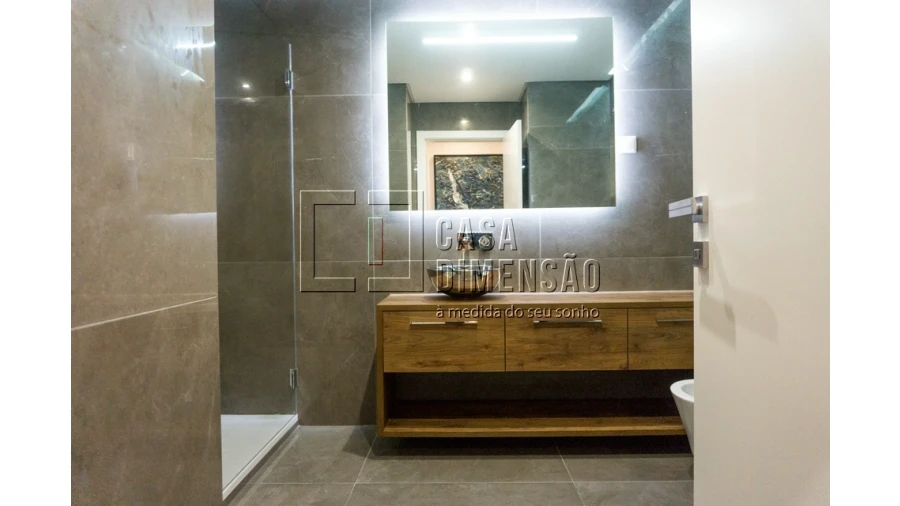 Apartamento T3 para Venda em Carnaxide e Queijas Foto 38