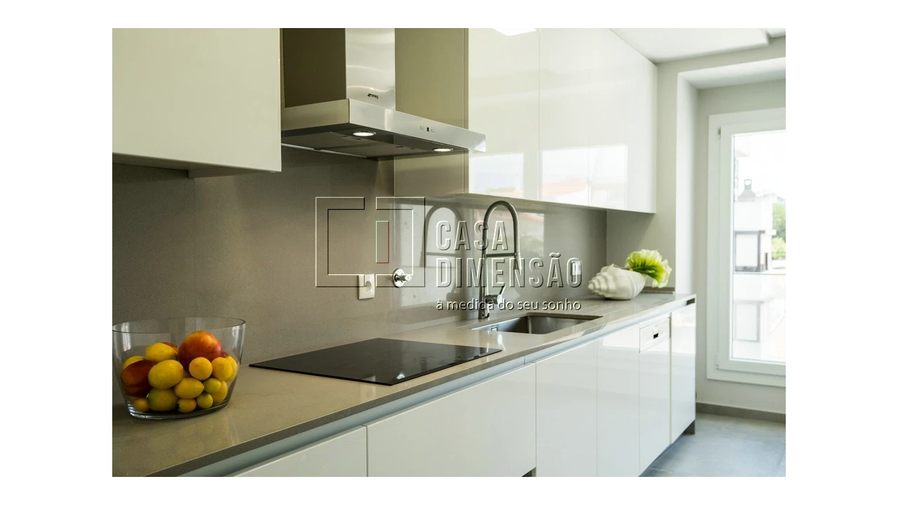 Apartamento T2 para Venda em Carnaxide e Queijas Foto 29