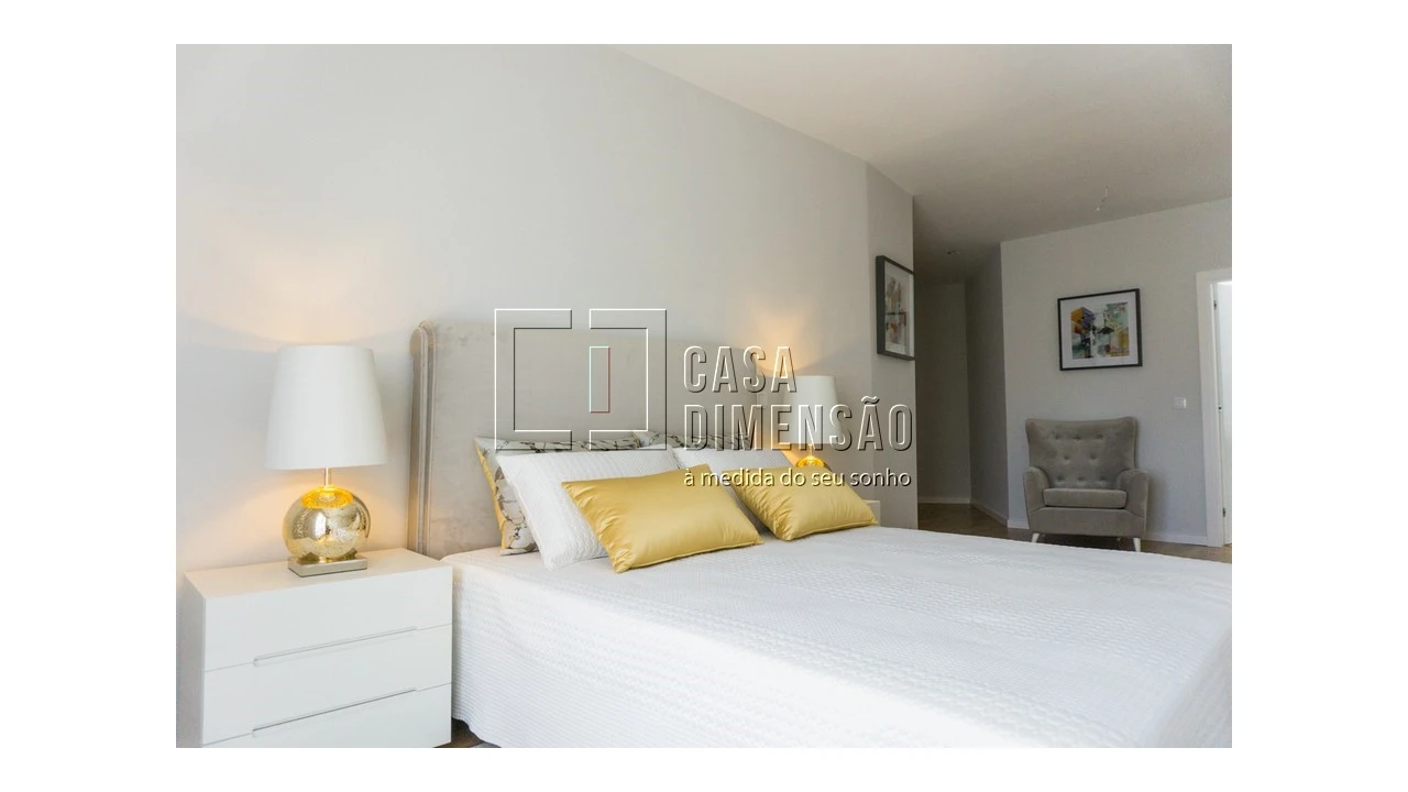 Apartamento T2 para Venda em Carnaxide e Queijas Foto 57
