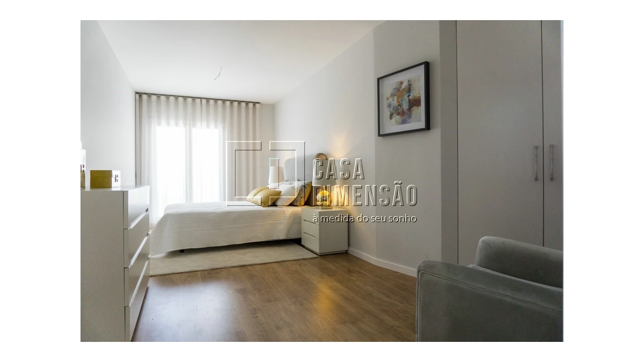 Apartamento T2 para Venda em Carnaxide e Queijas Foto 63