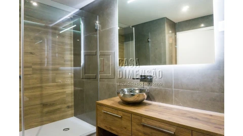 Apartamento T2 para Venda em Carnaxide e Queijas