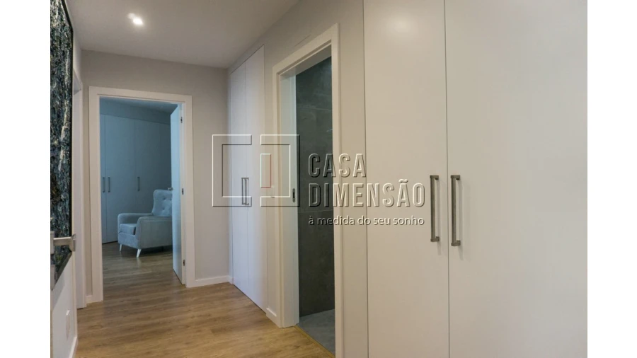 Apartamento T2 para Venda em Carnaxide e Queijas Foto 37