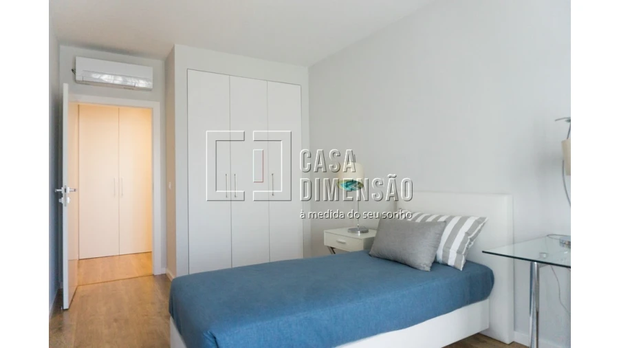 Apartamento T2 para Venda em Carnaxide e Queijas Foto 49