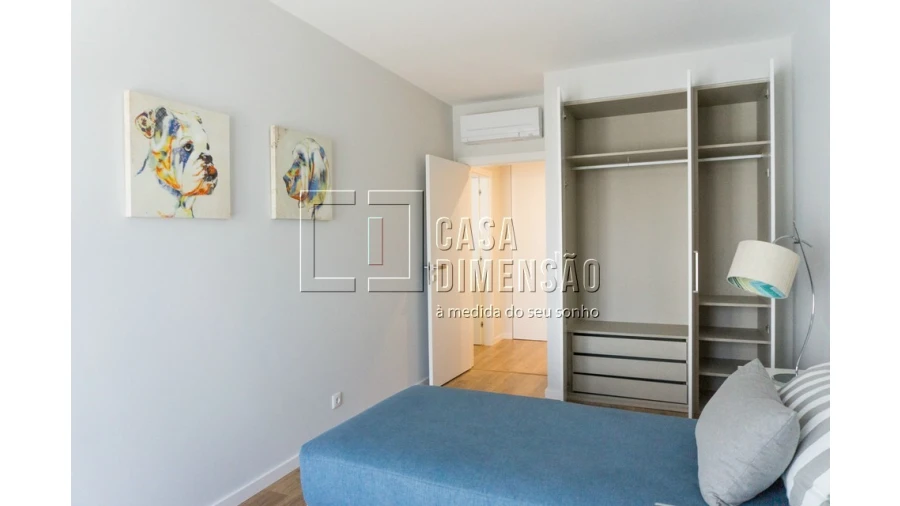 Apartamento T2 para Venda em Carnaxide e Queijas Foto 52