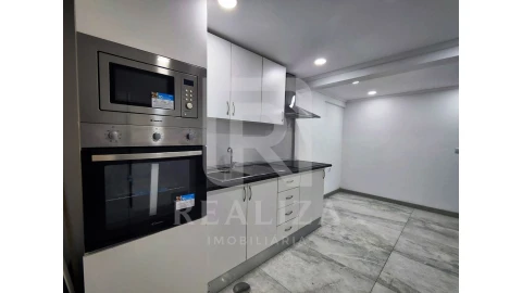 Apartamento T2 para Venda em Corroios