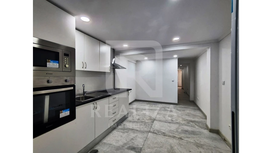 Apartamento T2 para Venda em Corroios Foto 5