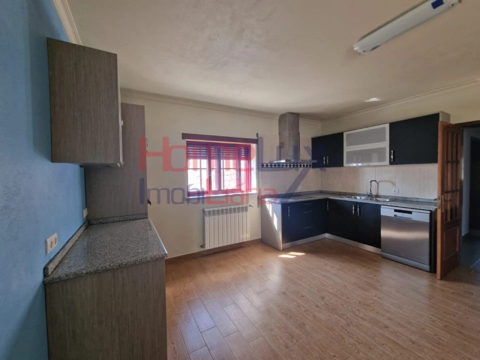 Moradia T5 para Venda em Vilar Formoso Foto 10