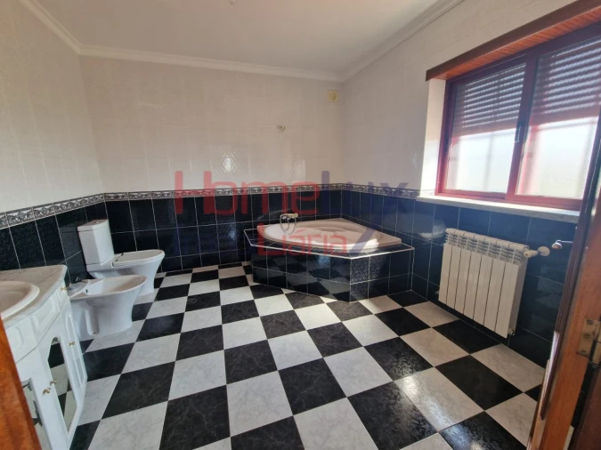 Moradia T5 para Venda em Vilar Formoso Foto 26