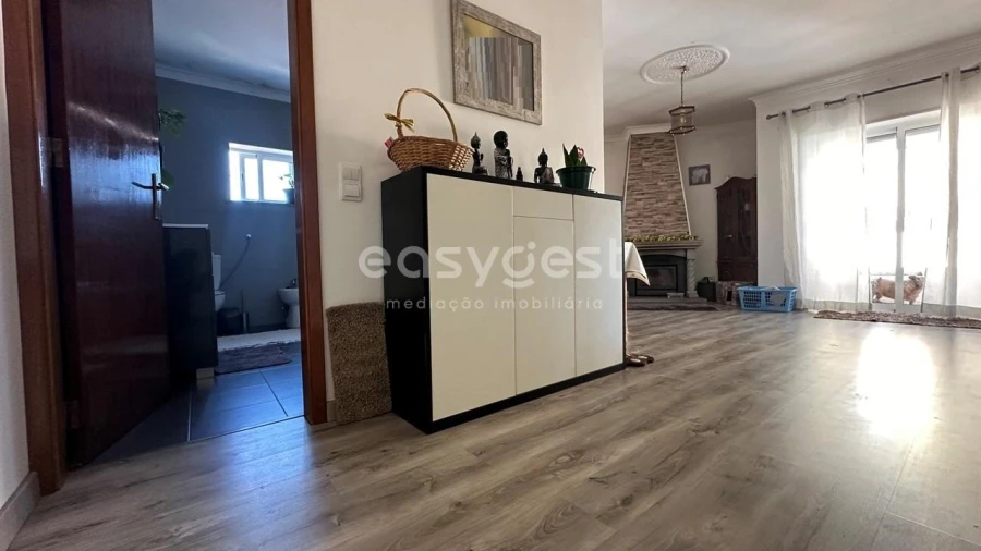 Apartamento T4 para Venda em Ceira Foto 4