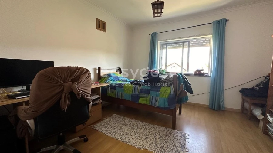 Apartamento T4 para Venda em Ceira Foto 11