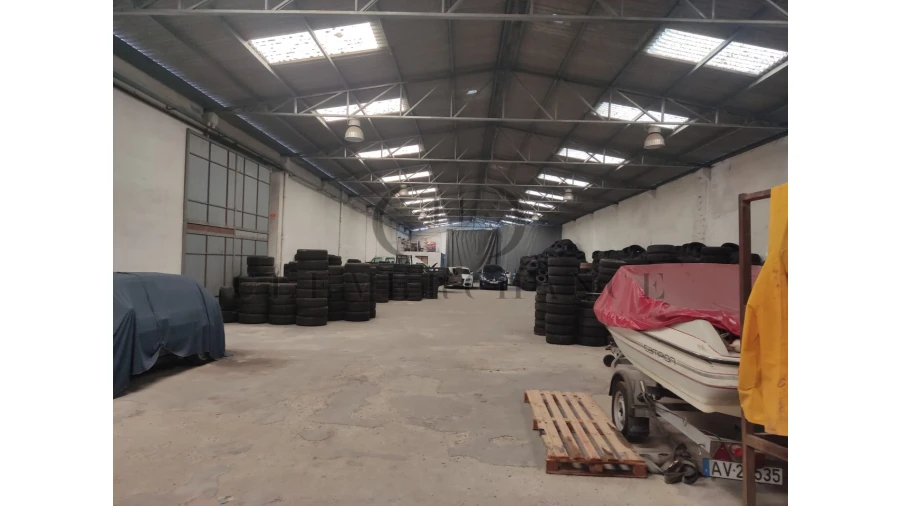 Armazém para Venda em Grijó e Sermonde Foto 2