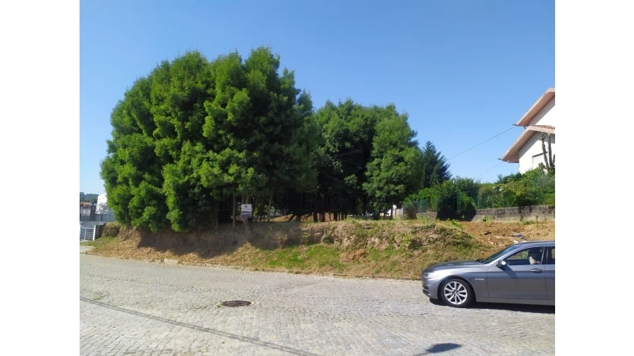 Terreno para Venda em Pedroso e Seixezelo Foto 2