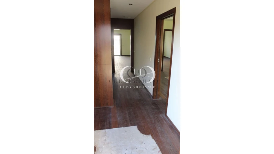 Moradia T4 para Venda em Mafamude e Vilar do Paraíso Foto 7