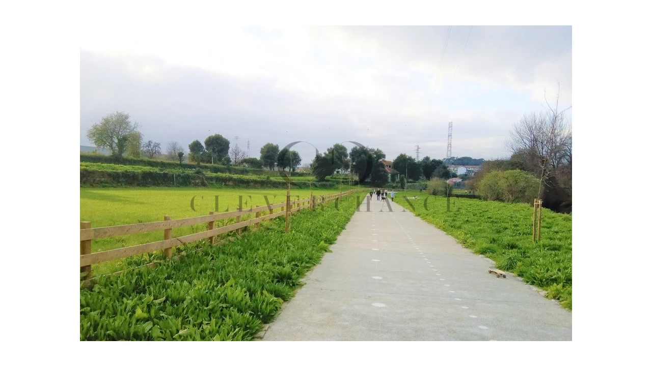 Terreno para Venda em Custóias, Leça do Balio e Guifões Foto 5