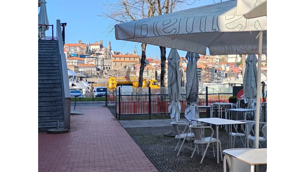 Negócio para Cedência de Quotas em Santa Marinha e São Pedro da Afurada Foto 9