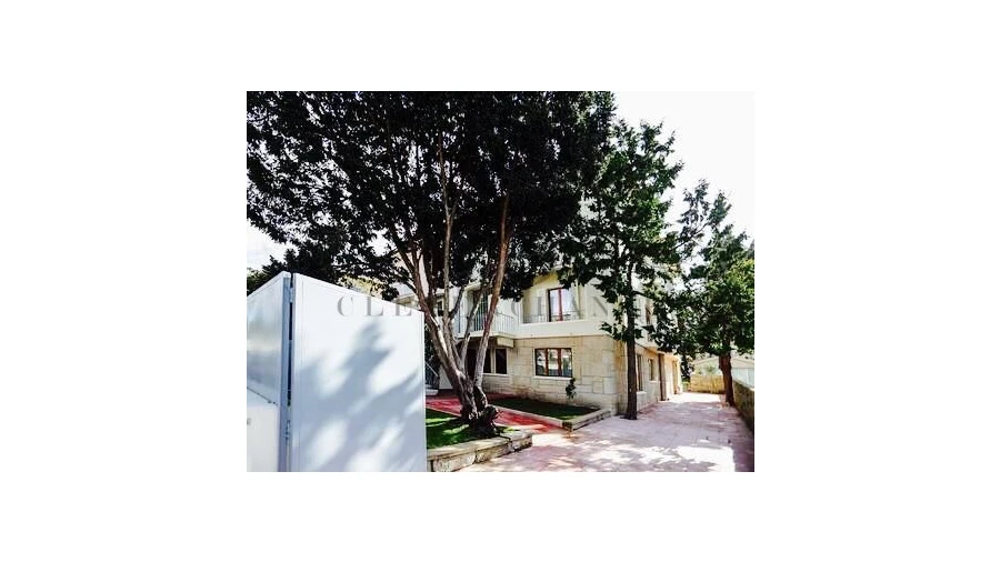 Moradia T7 para Venda em Lordelo do Ouro e Massarelos Foto 1