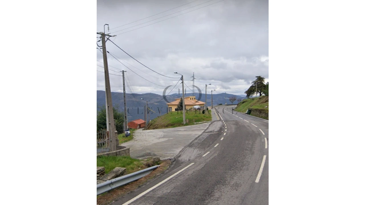 Terreno Misto para Venda em Tabuaço Foto 3