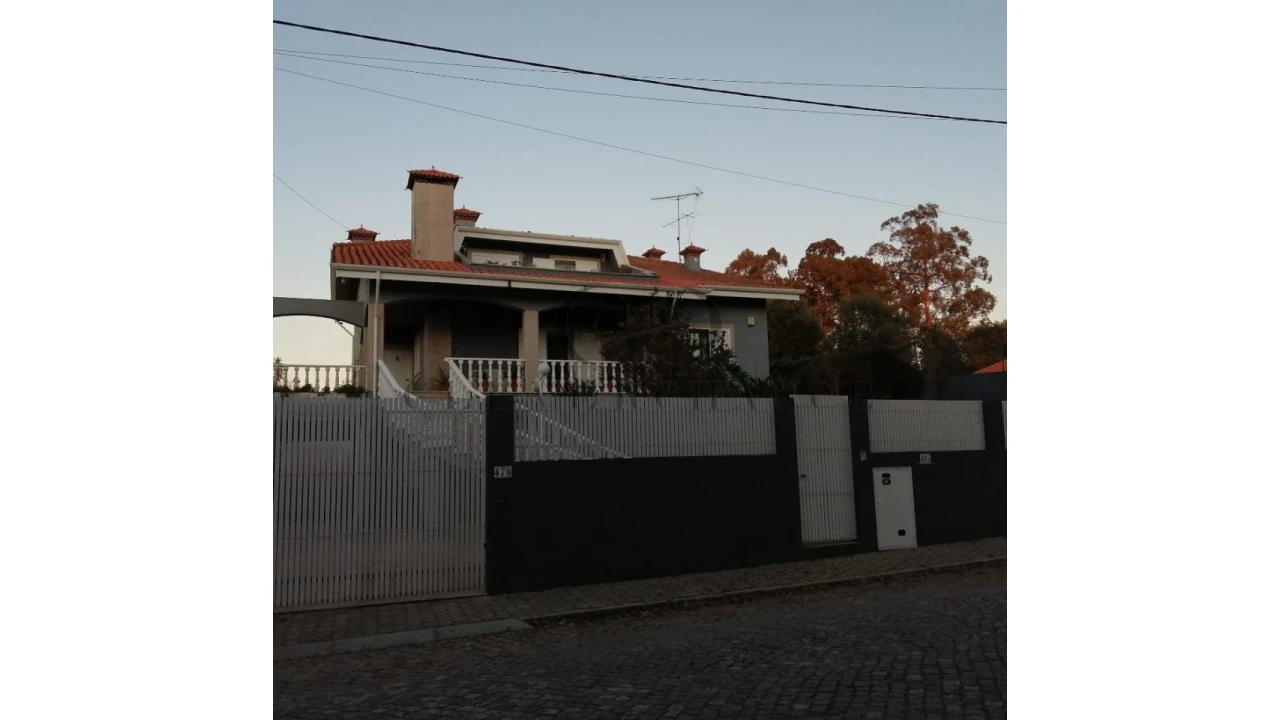 Moradia T3 para Venda em Grijó e Sermonde Foto 31