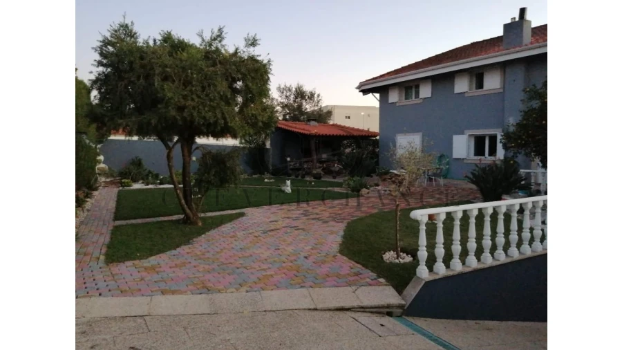 Moradia T3 para Venda em Grijó e Sermonde Foto 2