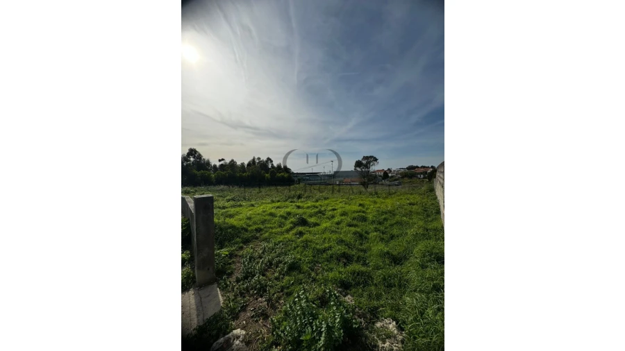 Terreno para Venda em Arcozelo Foto 4
