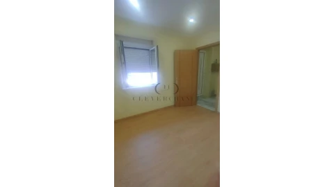 Moradia T1 para Venda em Campanhã