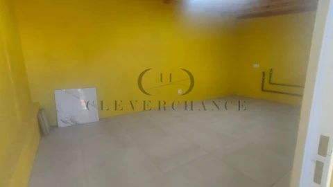 Moradia T1 para Venda em Campanhã