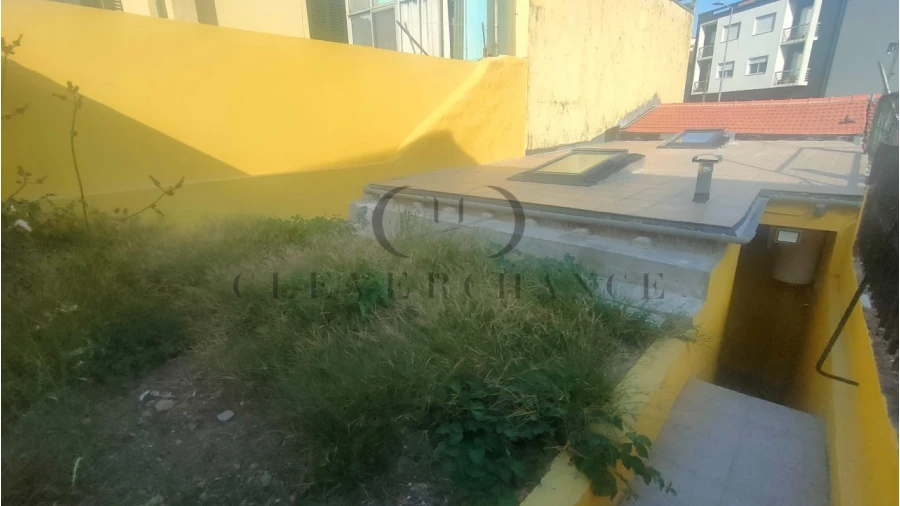 Moradia T1 para Venda em Campanhã Foto 18