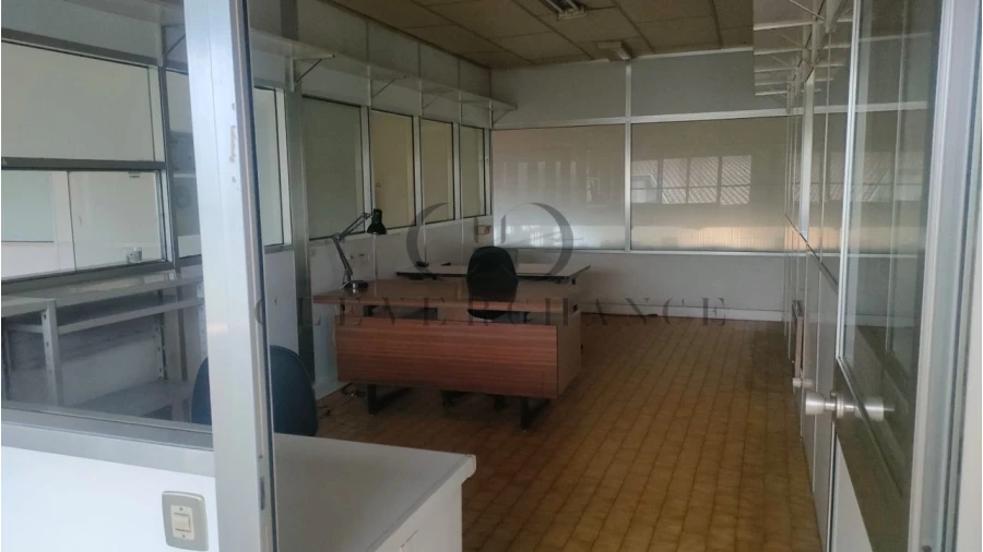 Escritório para Arrendamento em Avintes Foto 5